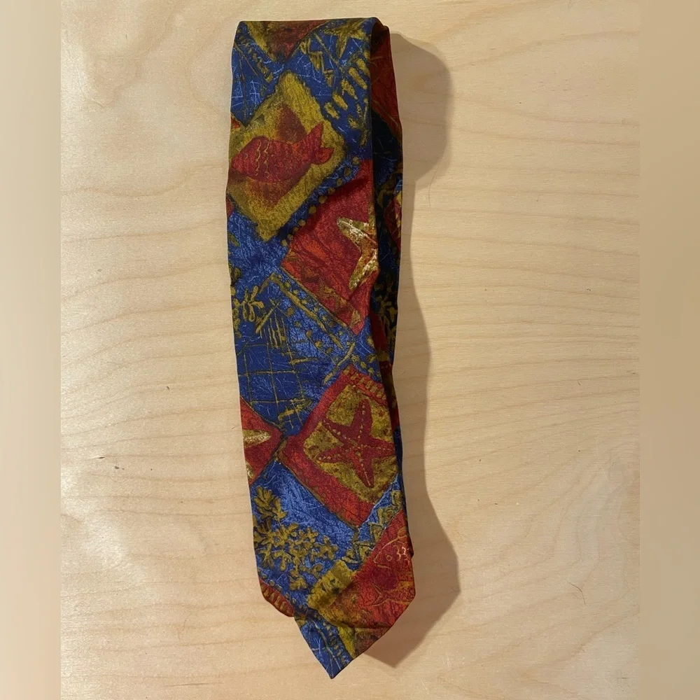 Hugo Boss Red and Blue Geometric Men's Tie (CI)